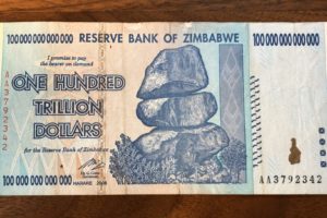 100trillion-zimbabuwe